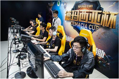 爱凌和朱易 爱凌和朱易