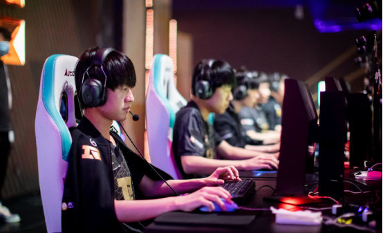 在用自己的 在用自己的