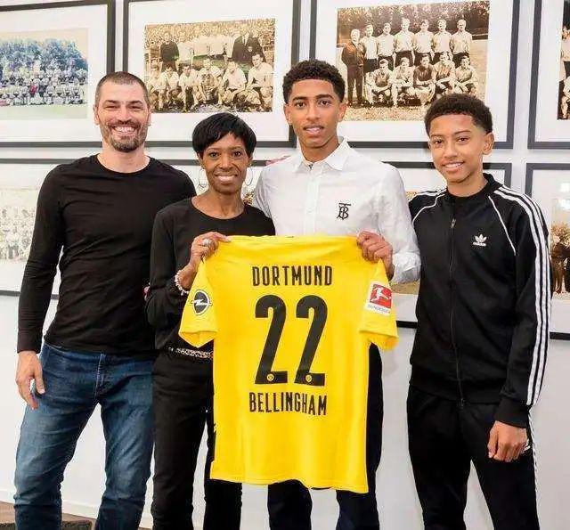 保护足球这 保护足球这