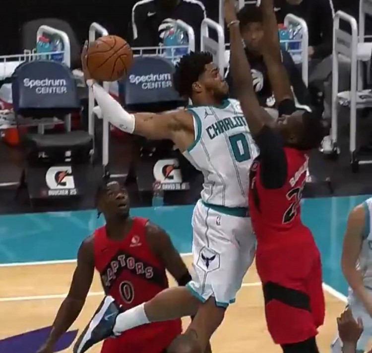 原本在更衣 原本在更衣