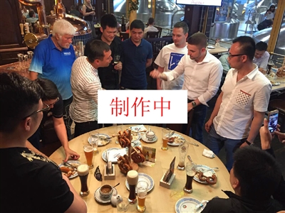 很多牌手凭 很多牌手凭